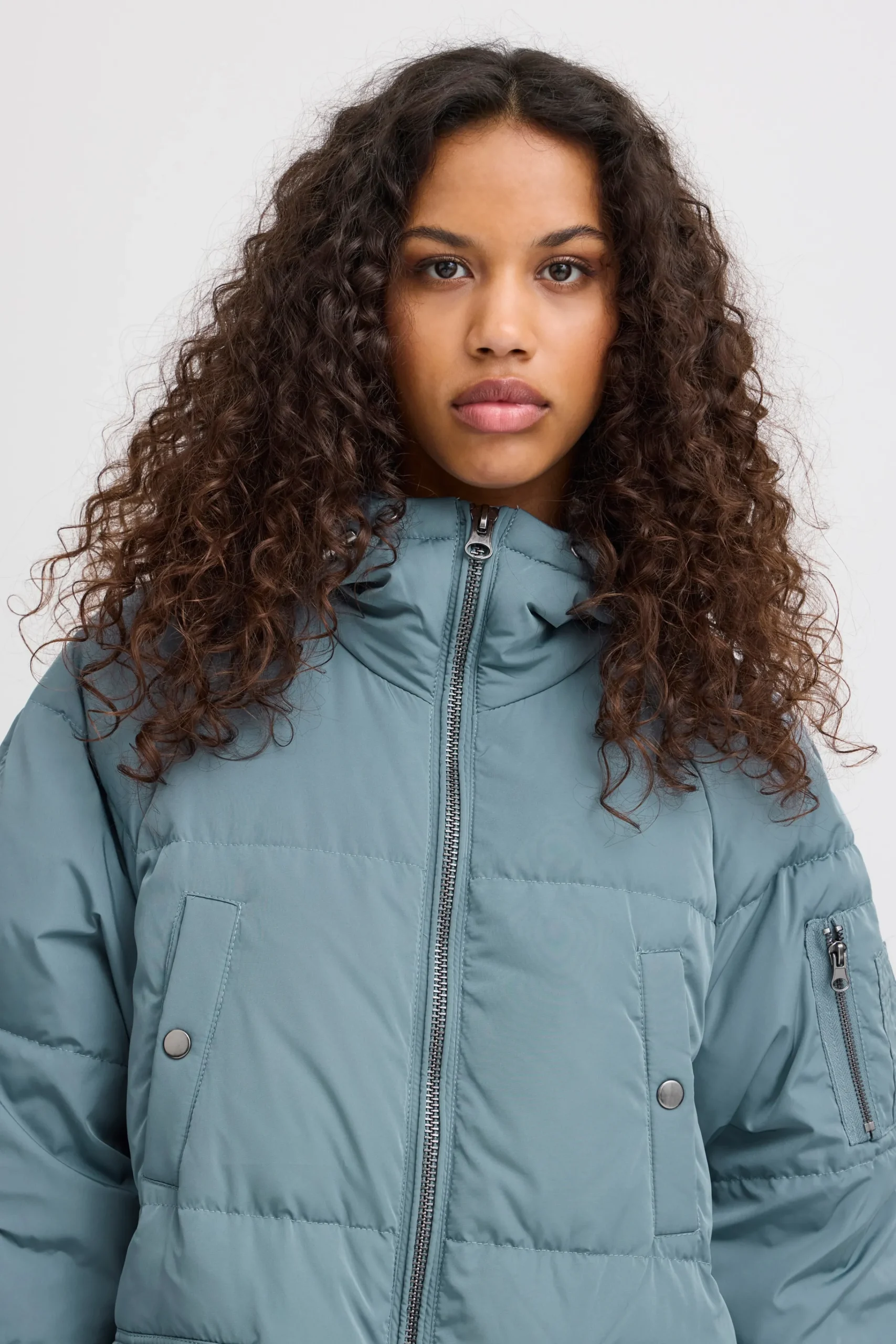 Ichi IHBUNALA Veste d'extérieur