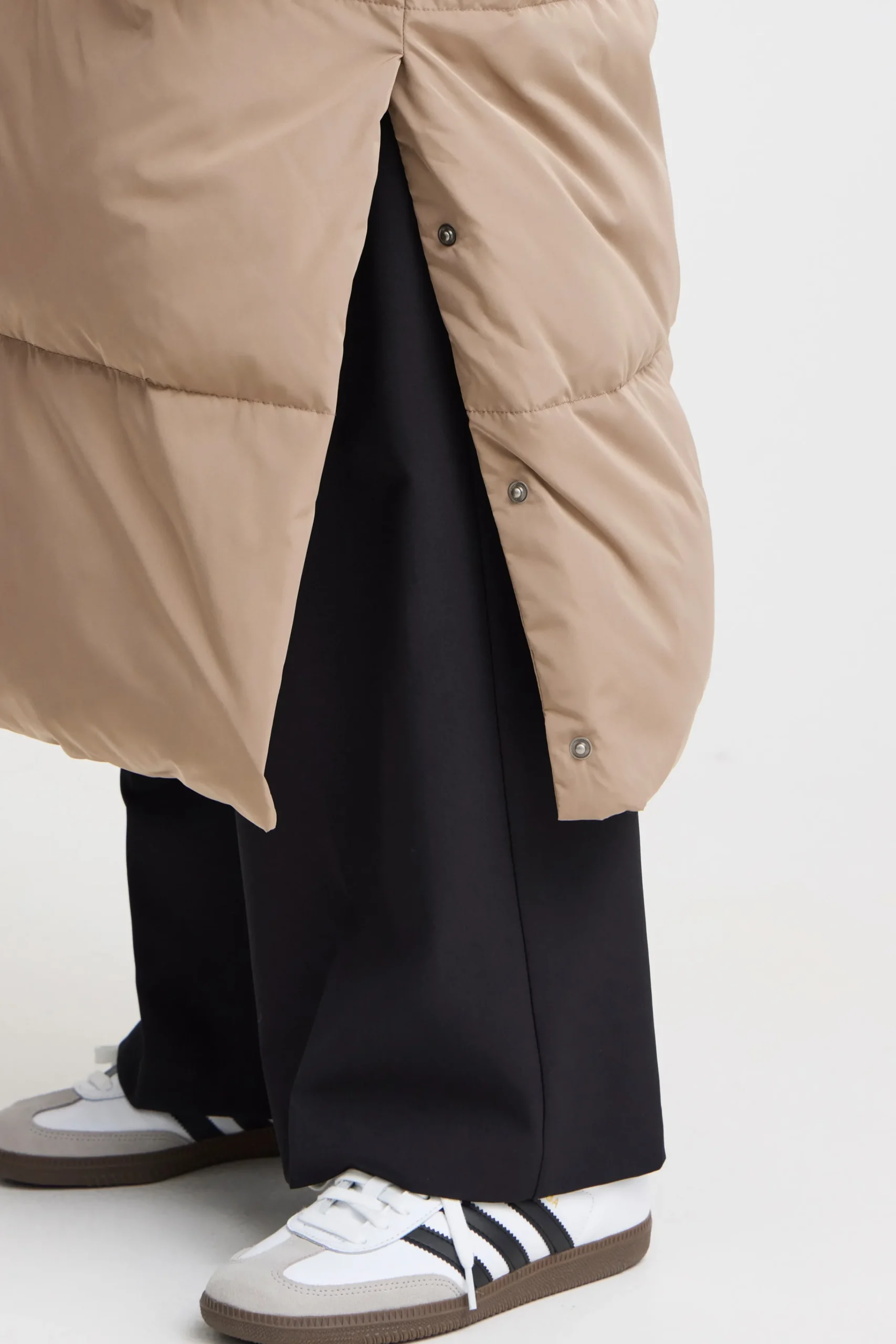 Ichi IHBUNALA Veste d'extérieur
