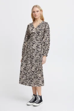 Ichi IHFANORA Robe