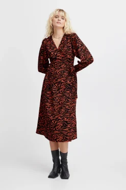 Ichi IHFANORA Robe