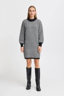 Ichi IHKAMARA Robe